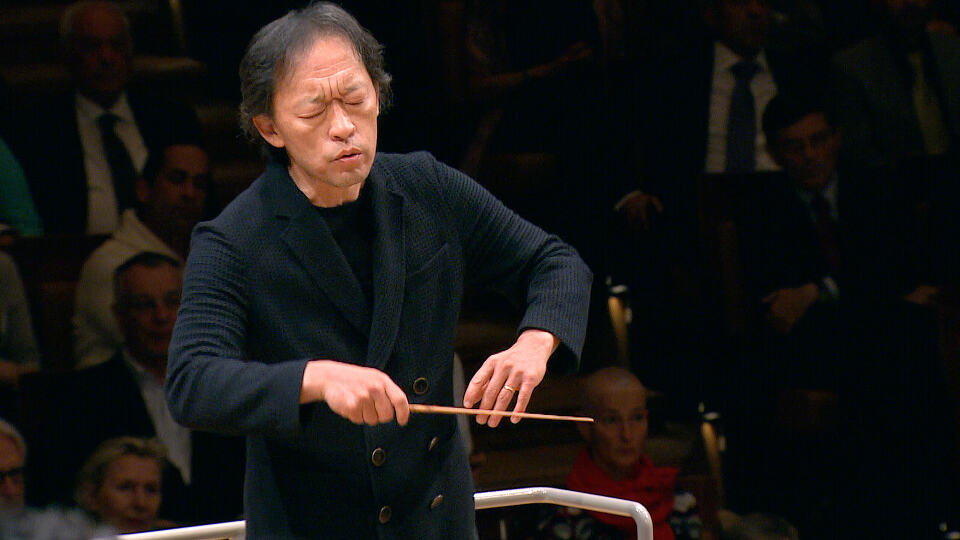Myung-Whun Chung dirigiert Brahms